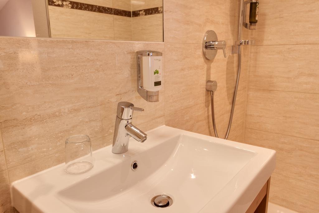 Hotel Nova Gaschurn Zewnętrze zdjęcie